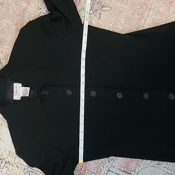 Talbots Petites Black Button Down Wrinkle Resistant Top or Light Jacket Size 2P - Picture 7 of 12